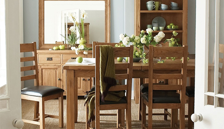 Oak and Oak Veneer Furniture